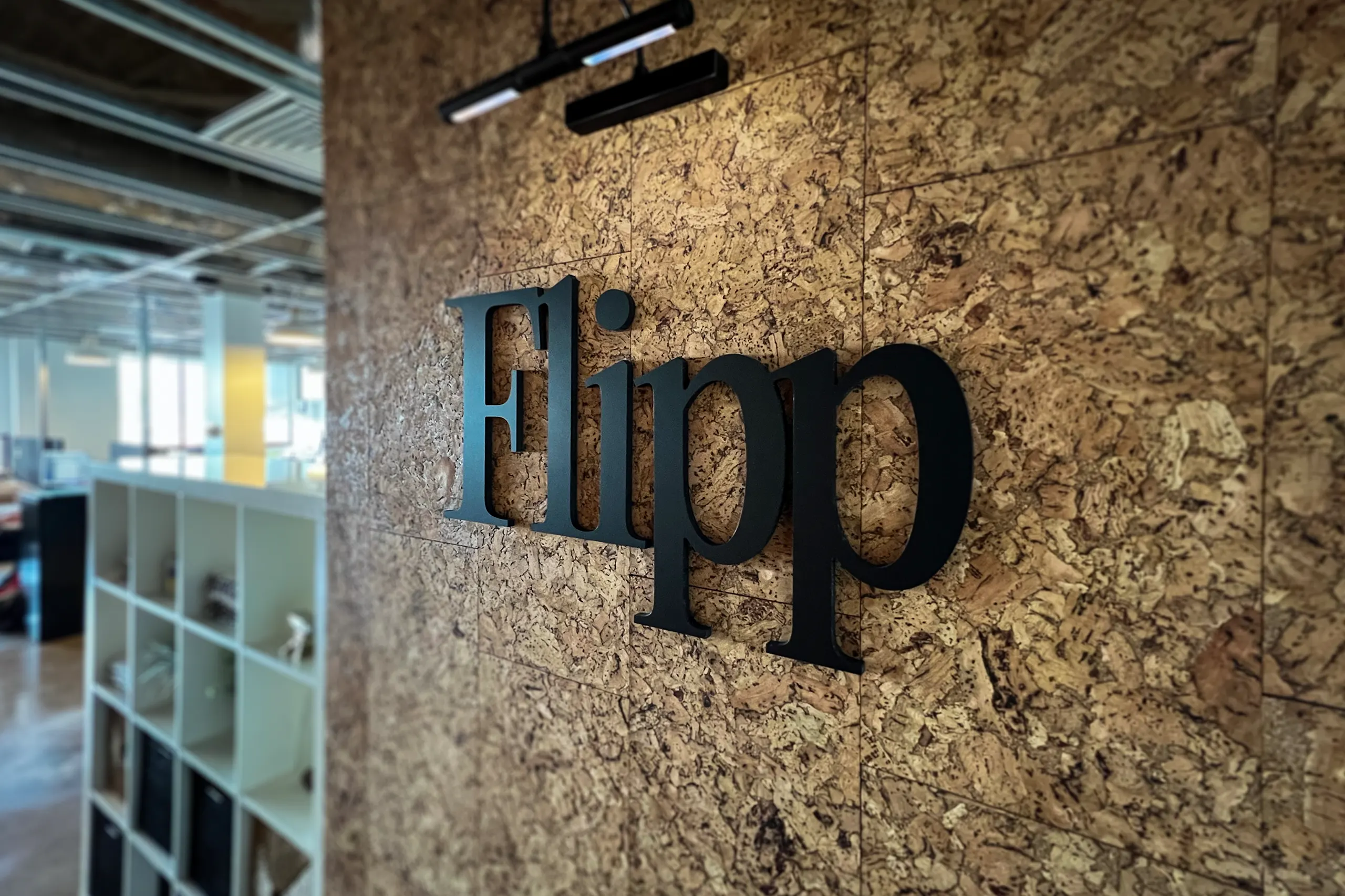 photo of the Flipp sign